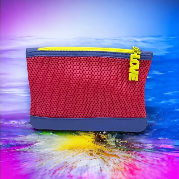 NWT Limited Edition Ipsy Bag - Picture 1 of 3